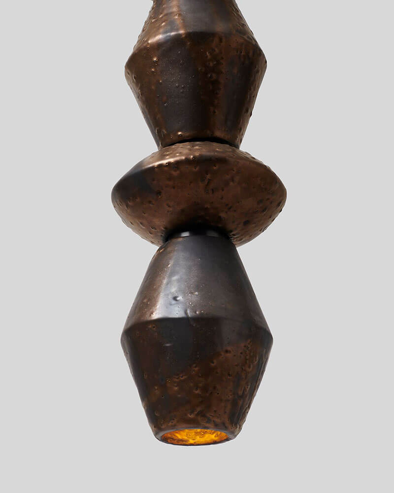 MONDAYS - PILAR MIXED COLUMN CONE par Rosie Li