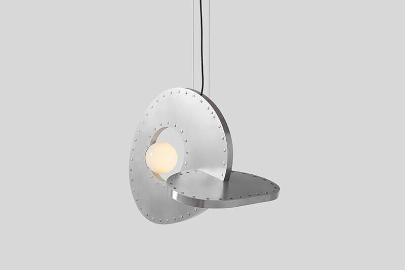 PEBBLE HANGING LAMP par Rosie Li