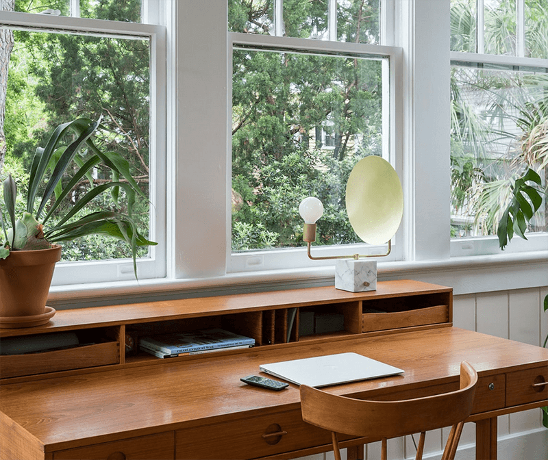HELIOS TABLE LAMP par Workstead
