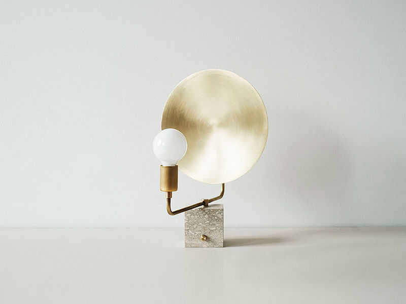 HELIOS TABLE LAMP par Workstead