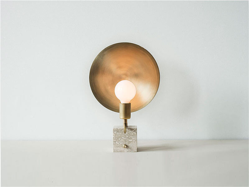 HELIOS TABLE LAMP par Workstead