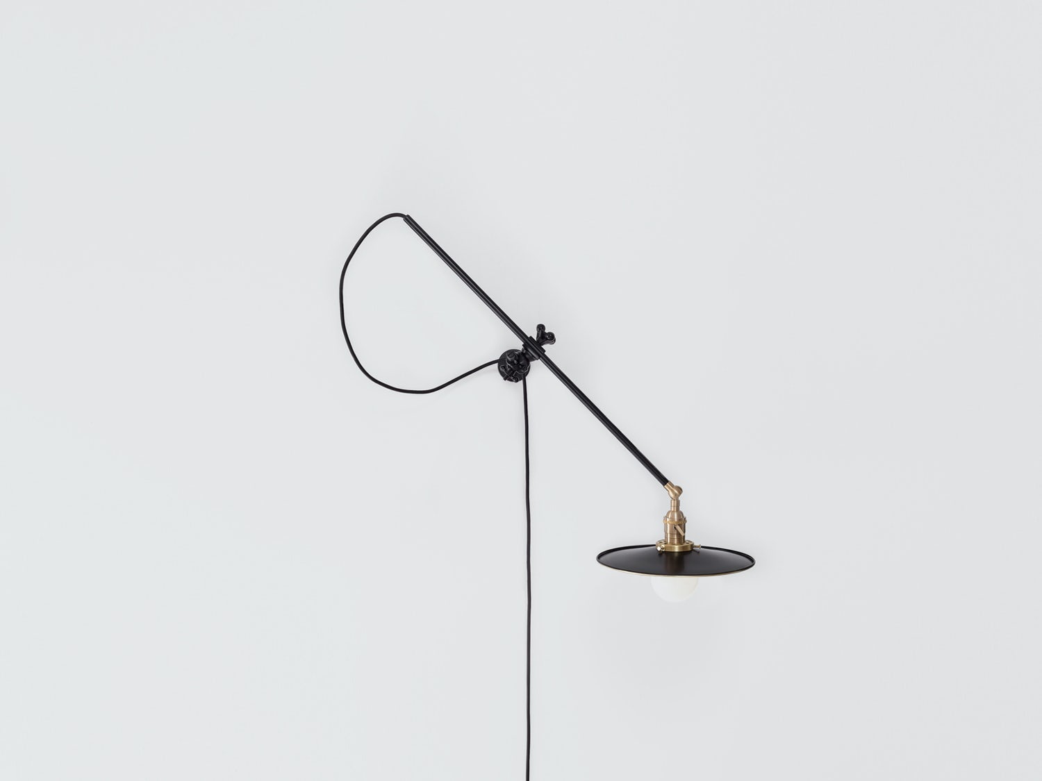 INDUSTRIAL WALL LAMP par Workstead