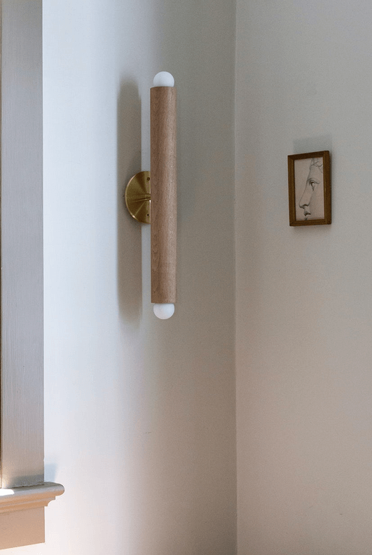 LODGE LINEAR SCONCE par Workstead