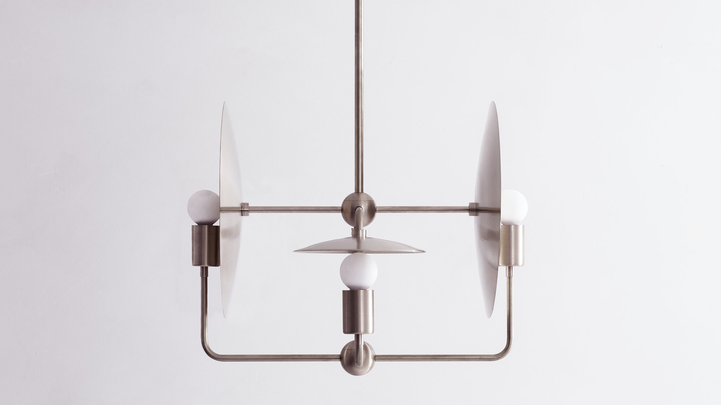 ORBIT CHANDELIER par Workstead