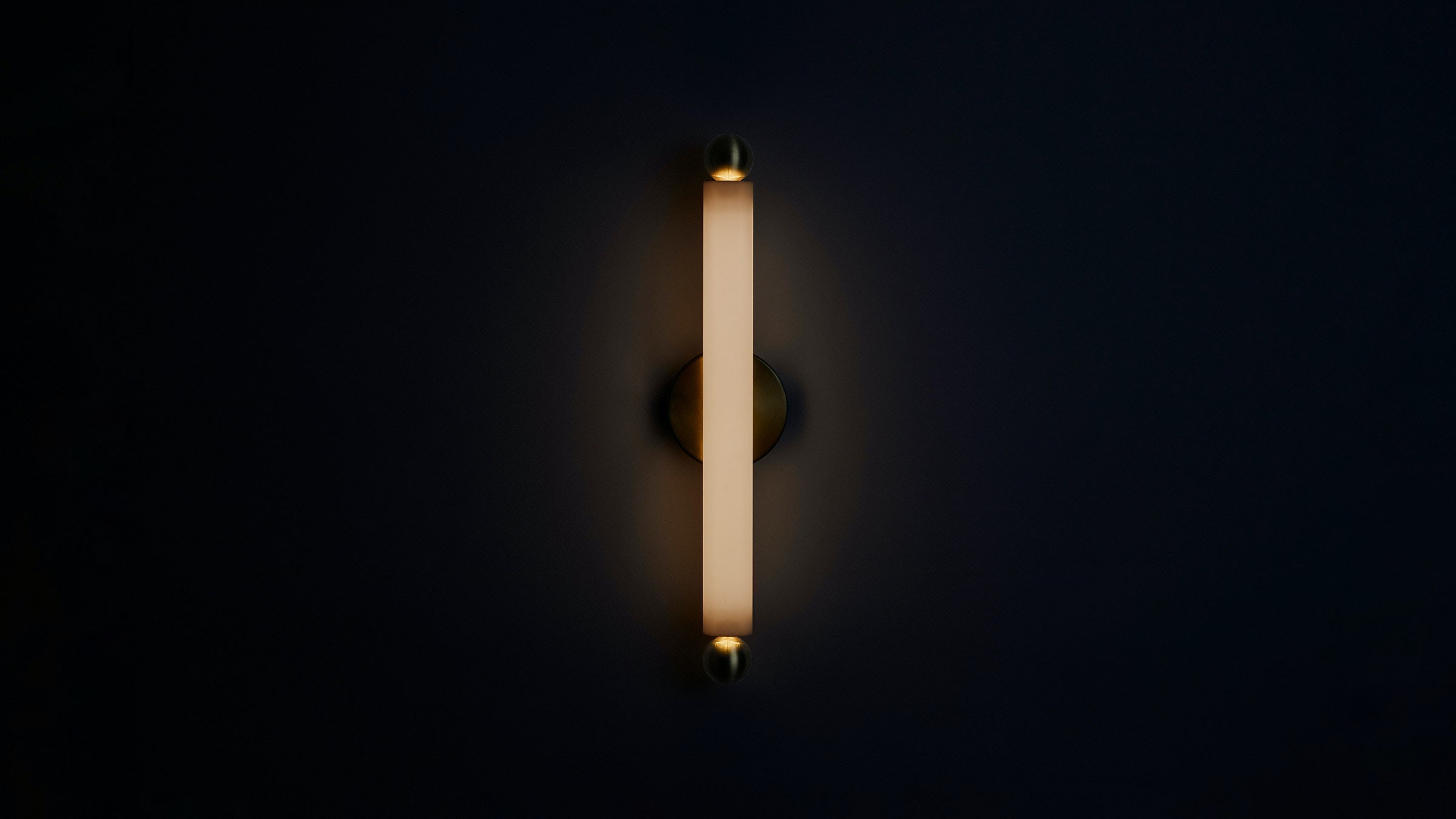 TUBE SCONCE par Workstead