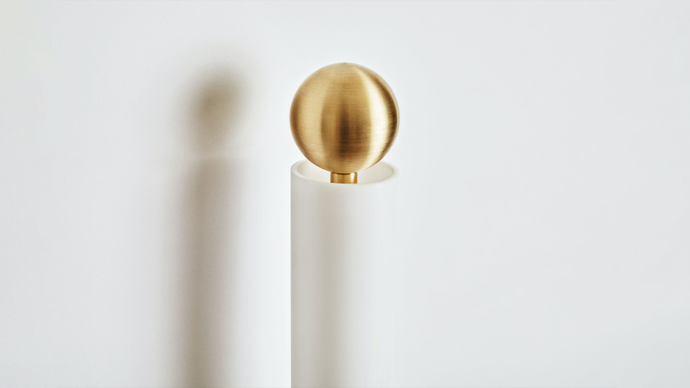 TUBE SCONCE par Workstead